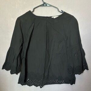 H & M black long sleeve crop top scallop hem